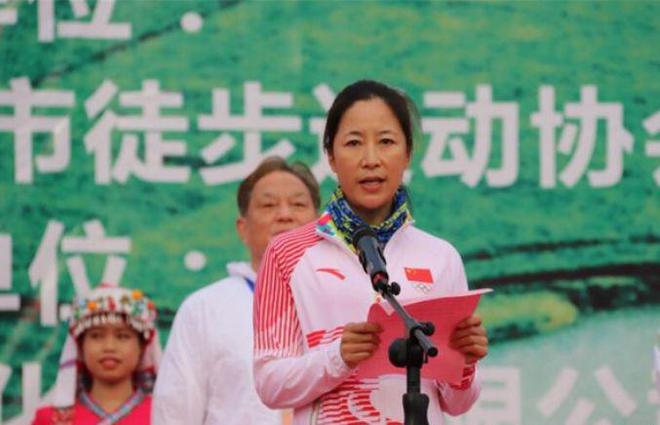 竞走比赛孤独冠军_孤独的荣誉 竞走冠军_冠军是孤独的